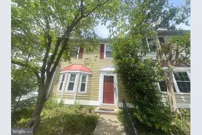 9856 Oakdale Woods, Vienna, VA 22181 - Photo 1
