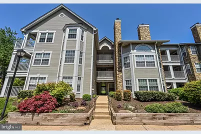 5601 Willoughby Newton Drive #36, Centreville, VA 20120 - Photo 1