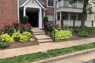 12153 Penderview Ln, Fairfax, VA 22033 - Photo 1
