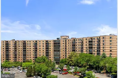 8340 Greensboro Drive #625, McLean, VA 22102 - Photo 1