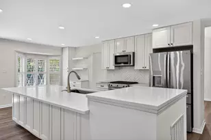 6030 Burnside Landing Dr, Burke, VA 22015 - Photo 7