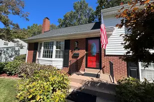 8407 W Boulevard Dr, Alexandria, VA 22308 - Photo 1