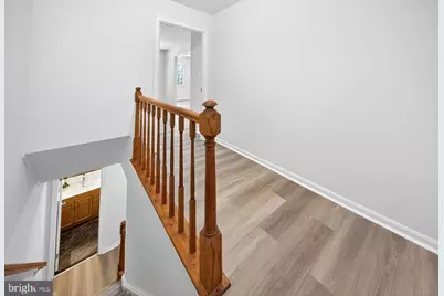 4867 Carriagepark Road, Fairfax, VA 22032 - Photo 17