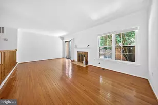 4867 Carriagepark Rd, Fairfax, VA 22032 - Photo 11
