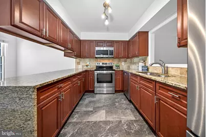 4867 Carriagepark Road, Fairfax, VA 22032 - Photo 3