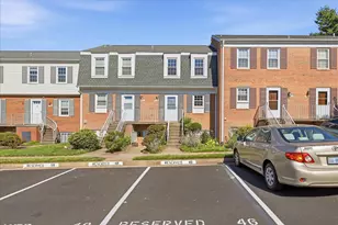6146 Strasburg Dr, Centreville, VA 20121 - Photo 1