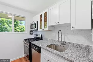 2825 Kalmia Lee Ct, Falls Church, VA 22042 - Photo 1