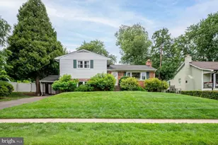 7011 Sea Cliff Rd, McLean, VA 22101 - Photo 1