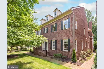 9860 Palace Green Way, Vienna, VA 22181 - Photo 1