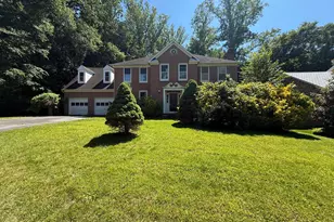 10825 Fieldwood Dr, Fairfax, VA 22030 - Photo 1