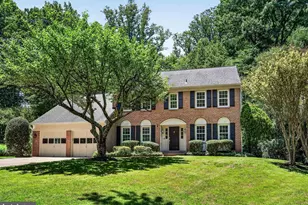 1808 Batten Hollow Rd, Vienna, VA 22182 - Photo 1