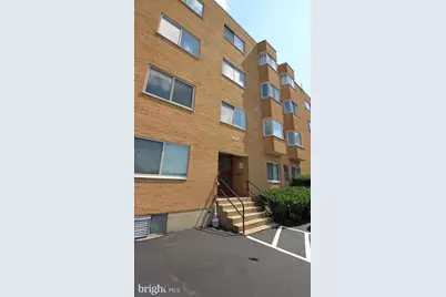 200 Locust Street SE #405, Vienna, VA 22180 - Photo 1