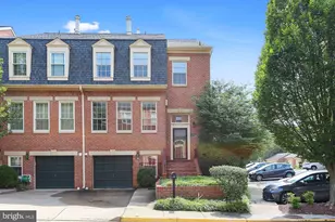 1454 McLean Mews Ct, McLean, VA 22101 - Photo 1