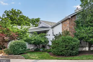 4439 Fair Stone Dr, Fairfax, VA 22033 - Photo 1
