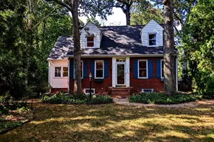5900 Valley View Dr, Alexandria, VA 22310 - Photo 1