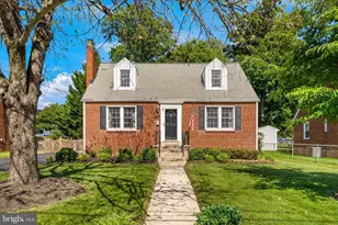 2929 Stuart Dr, Falls Church, VA 22042 - Photo 1
