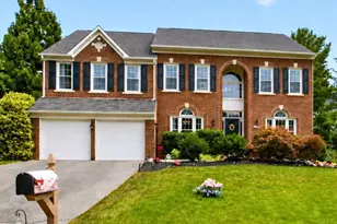 5659 Lonesome Dove Ct, Clifton, VA 20124 - Photo 1