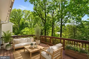 9361 Tartan View Dr, Fairfax, VA 22032 - Photo 1