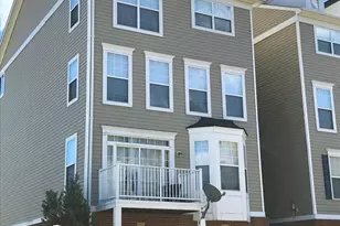 2511 Pascal Pl, Herndon, VA 20171 - Photo 1