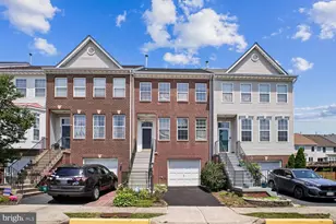 6610 Hunter Creek Ln, Alexandria, VA 22315 - Photo 1
