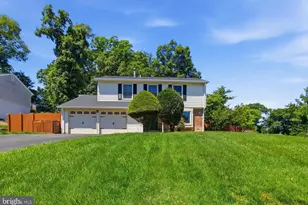 9120 Huber Ct, Burke, VA 22015 - Photo 1