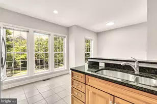 2513 Bronze Stone Pl, Herndon, VA 20171 - Photo 25