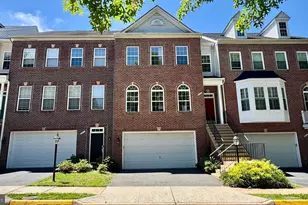 8915 Royal Hannah Ln, Fairfax, VA 22031 - Photo 1