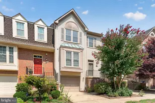 6374 English Ivy Way, Springfield, VA 22152 - Photo 1