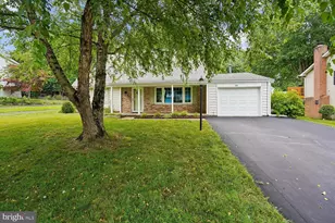 7223 Wickford Dr, Alexandria, VA 22315 - Photo 1