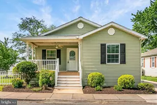 14601 Northwest Pl, Chantilly, VA 20151 - Photo 1
