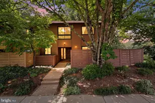 11615 Hunters Green Ct, Reston, VA 20191 - Photo 1