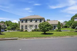 8401 Cardinal Glen Ct, Vienna, VA 22182 - Photo 1