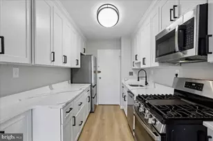 6621 Wakefield Dr, Alexandria, VA 22307 - Photo 1