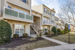 8204 Catbird Cir, Lorton, VA 22079 - Photo 1