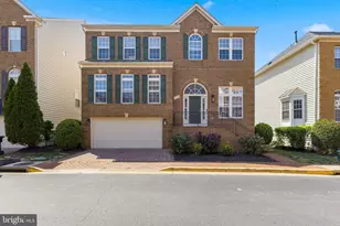 9136 Lake Parcel Dr, Fort Belvoir, VA 22060 - Photo 1