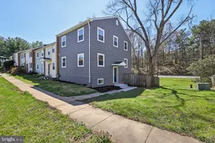 9662 Westport Ln, Burke, VA 22015 - Photo 1