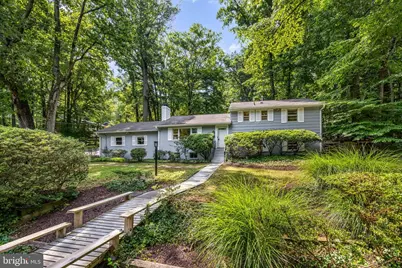 6501 Lakeview Drive, Falls Church, VA 22041 - Photo 1