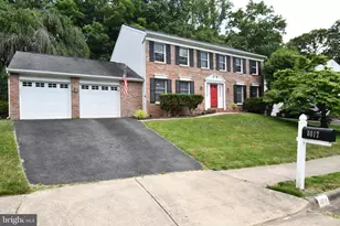 8017 Diving Cliff Ln, Springfield, VA 22153 - Photo 1