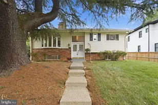 6806 Lemon Rd, McLean, VA 22101 - Photo 1