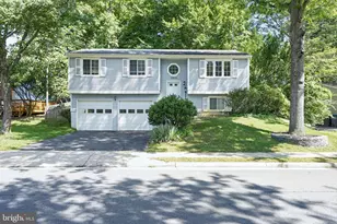 10820 Split Oak Ln, Burke, VA 22015 - Photo 1