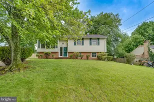 14715 Lock Dr, Centreville, VA 20120 - Photo 1