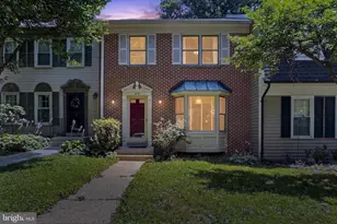 5719 Oakshore Ct, Burke, VA 22015 - Photo 1