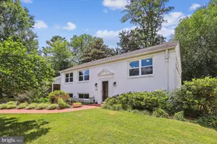 6916 Southridge Dr, McLean, VA 22101 - Photo 1