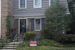 7377 Montcalm Dr, McLean, VA 22102 - Photo 1