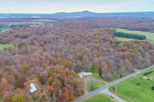 43182 Evans Pond Rd, Leesburg, VA 20176 - Photo 1