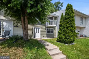 86 Sugarland Run Dr, Sterling, VA 20164 - Photo 1