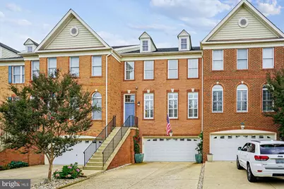 25857 Kirkwood Square, Chantilly, VA 20152 - Photo 1