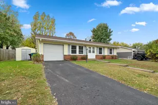 314 E Staunton Ave E, Sterling, VA 20164 - Photo 1