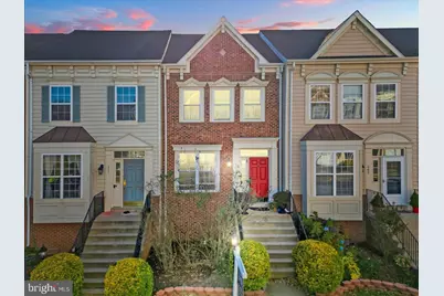 561 Edmonton Terrace NE, Leesburg, VA 20176 - Photo 1