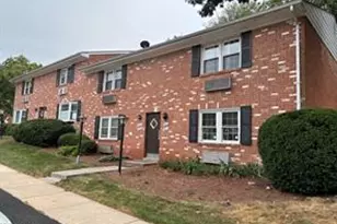 205 E Cornell Dr, Sterling, VA 20164 - Photo 1